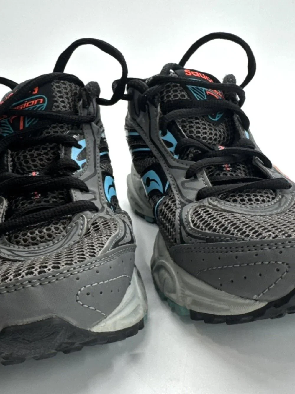 Saucony Shoes Cohesion 7 Running Sneakers Womens size 6 Gray Gym 15183-1